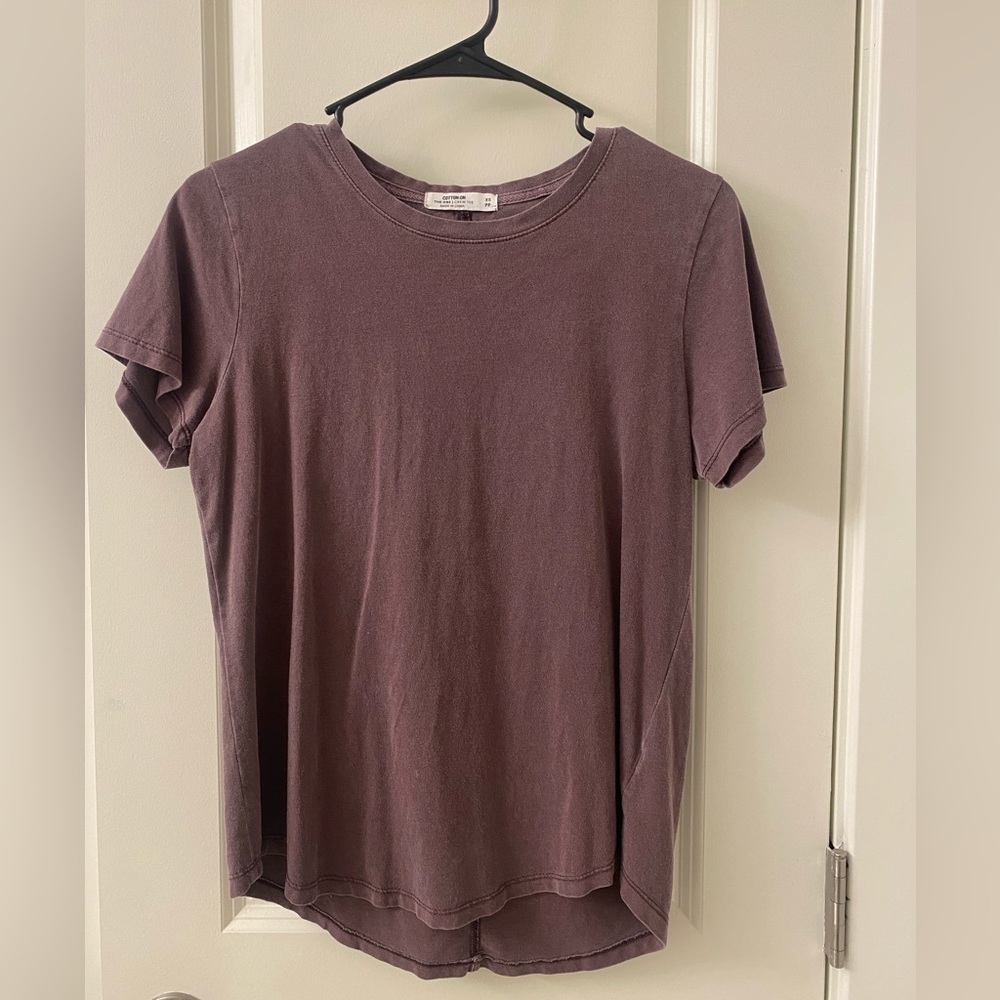 Cotton On- Womens, short sleeve maroon shirt!